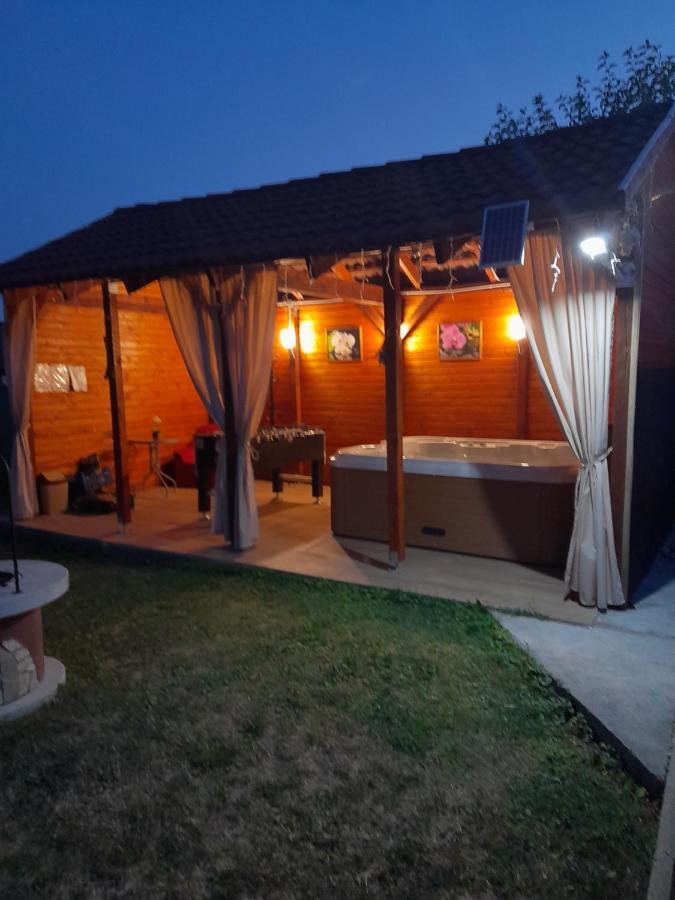 Vadrózsa Vendégház-Apartman Demjén Extérieur photo