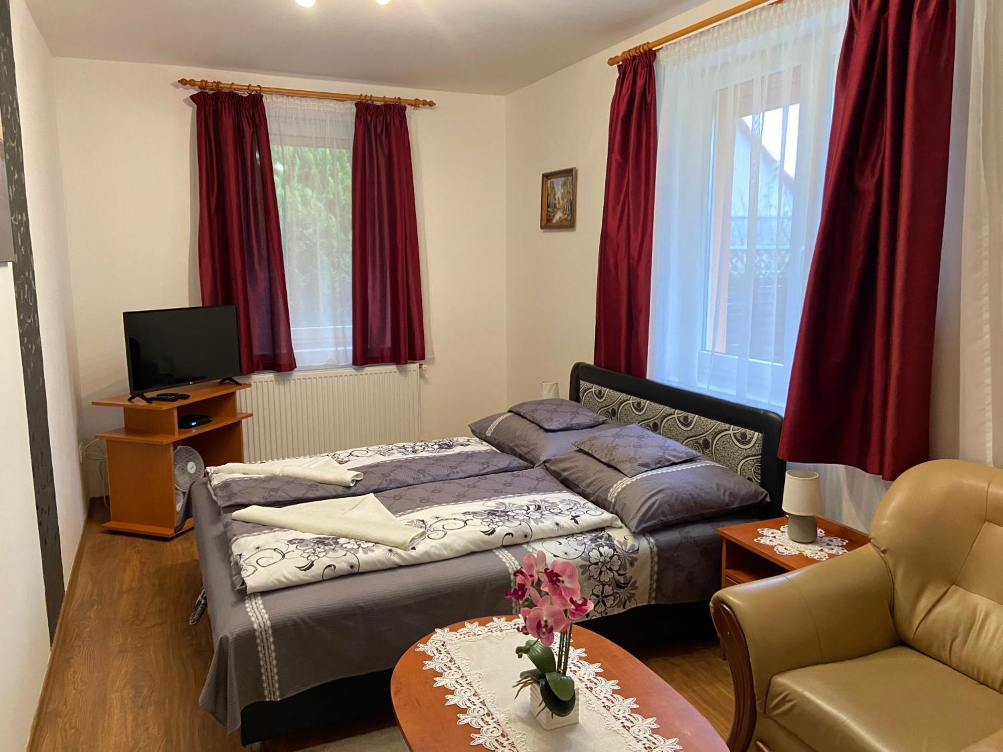 Vadrózsa Vendégház-Apartman Demjén Extérieur photo